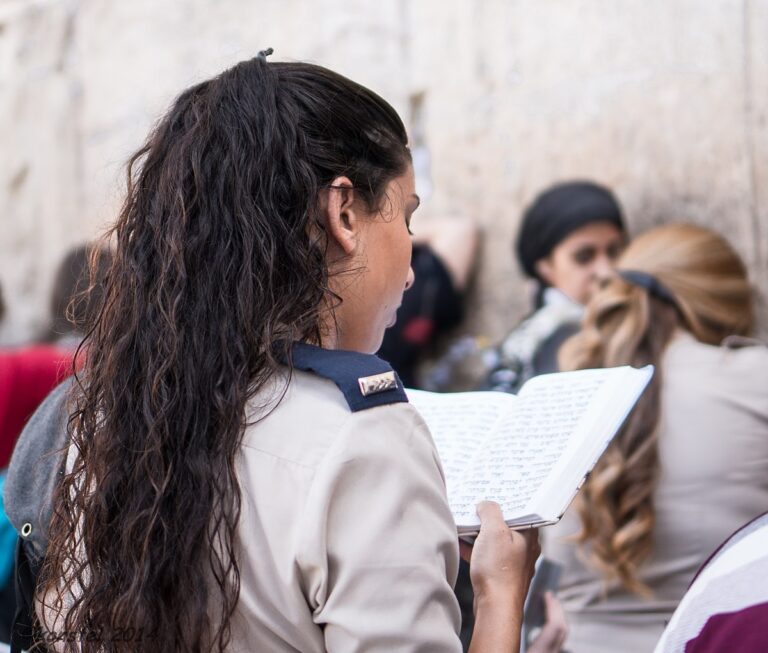 Celebrating the Sacred Role of Women in Judaism