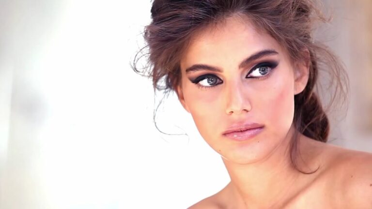 Supermodel Shlomit Malka Embraces Her Judaism – A Beacon of Hope for Jews Everywhere
